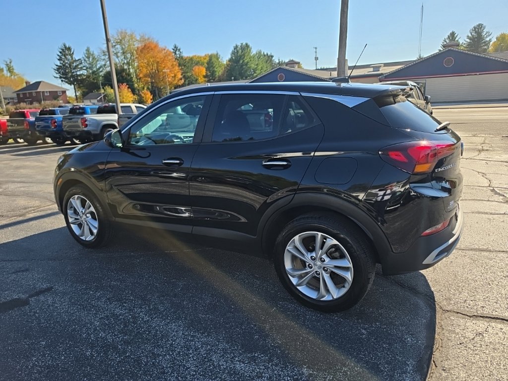 Certified 2022 Buick Encore GX Preferred w/ Cold Weather Comfort Package FWD image 4