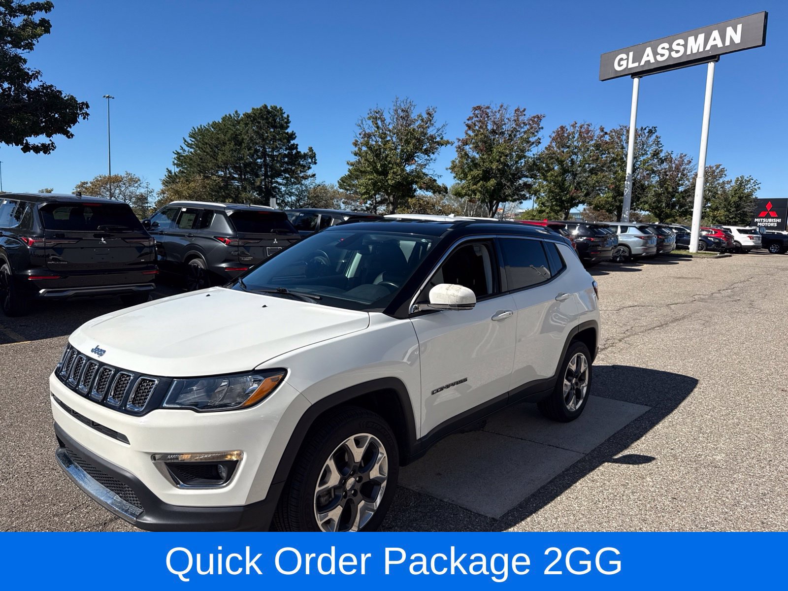 Used 2019 Jeep Compass Limited AWD/4WD image 2