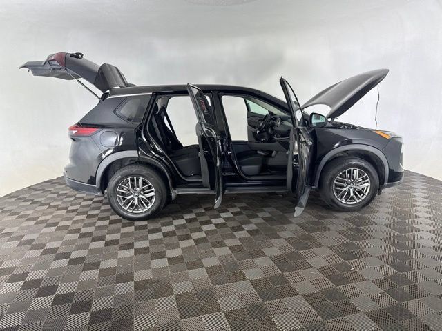 Certified 2024 Nissan Rogue S AWD/4WD image 13