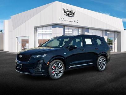 Used 2025 Cadillac XT6 Sport w/ Technology Package