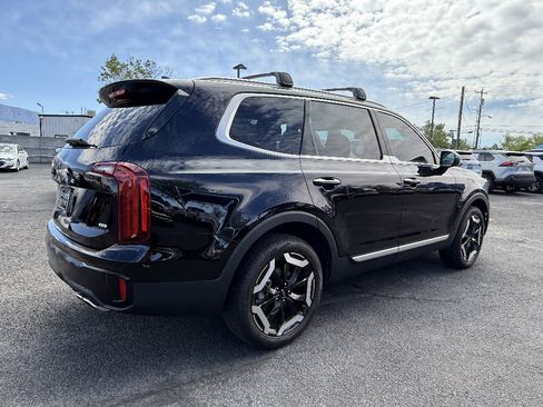 Used 2025 Kia Telluride S image 5