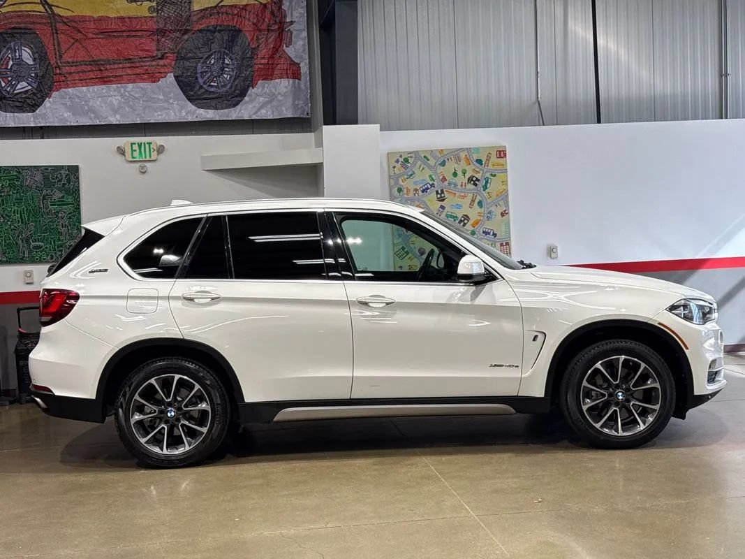 Used 2017 BMW X5 xDrive40e AWD/4WD image 4