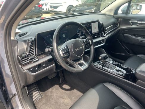 Certified 2024 Kia Sportage EX AWD/4WD image 6