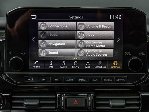 Certified 2025 Nissan Pathfinder SL w/ SL Premium Package image 11