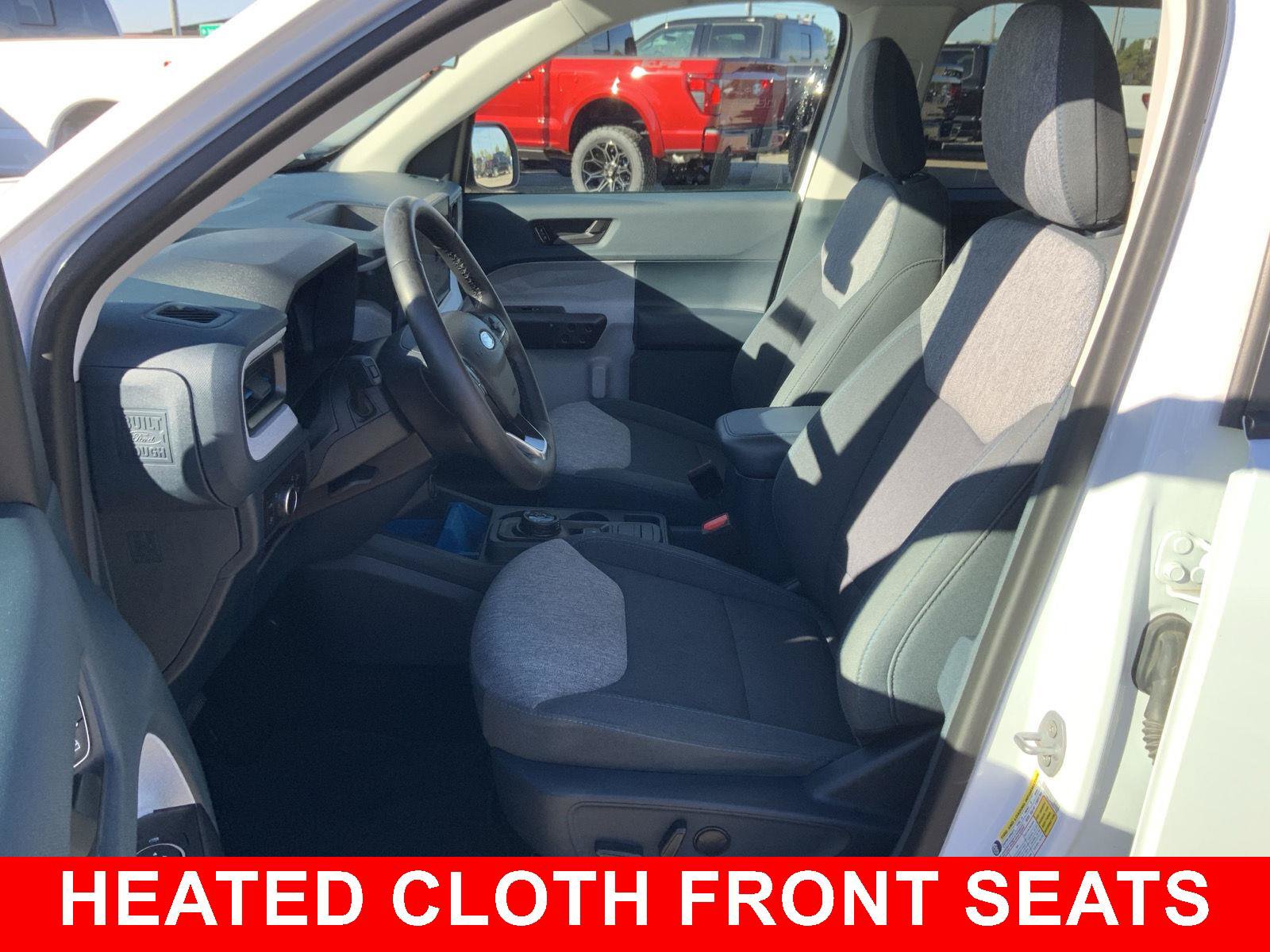 Used 2025 Ford Maverick XLT w/ Equipment Group 301A AWD/4WD image 5