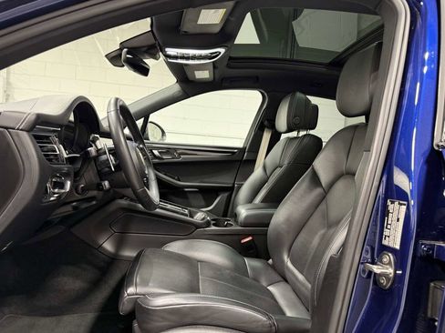 Used 2024 Porsche Macan Turbo w/ Premium Plus Package image 17