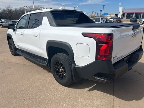 Certified 2024 Chevrolet Silverado EV W/T image 3