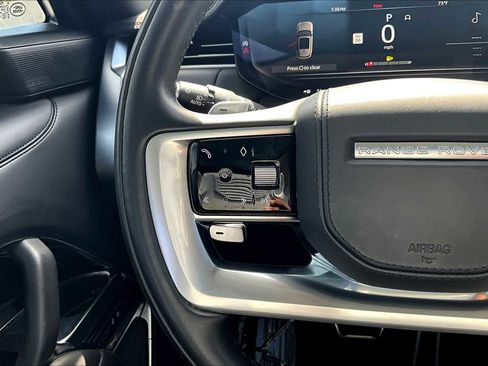 Used 2023 Land Rover Range Rover Long Wheelbase SE image 43