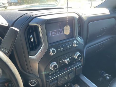 Used 2020 GMC Sierra 2500 Denali w/ Denali Ultimate Package image 10