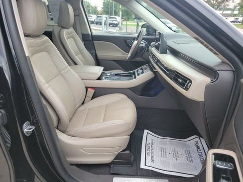 Certified 2024 Lincoln Aviator Reserve w/ Elements Package Plus AWD/4WD image 24