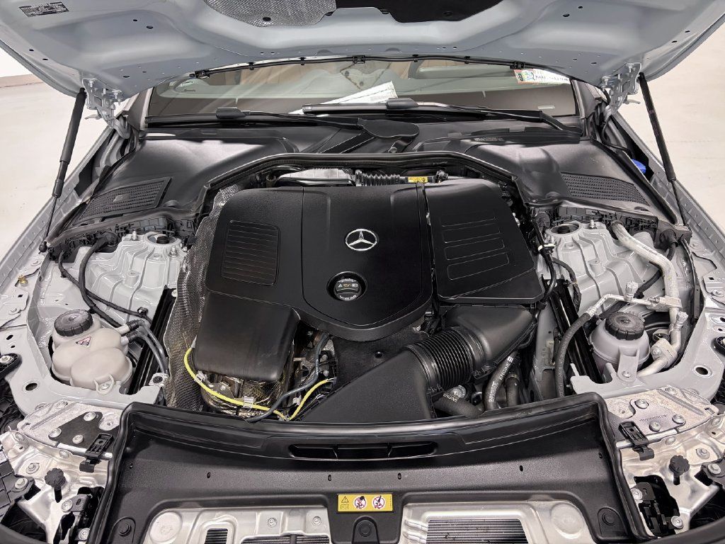 Certified 2026 Mercedes-Benz CLE 300 4MATIC Coupe image 13