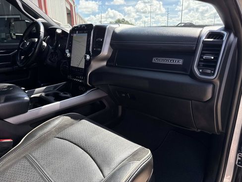 Used 2022 RAM 2500 Laramie w/ Night Edition AWD/4WD image 12