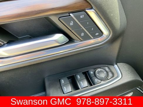 Used 2024 GMC Sierra 1500 SLT w/ SLT Premium Plus Package AWD/4WD image 25