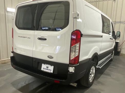 Used 2025 Ford Transit 250 Low Roof w/ Exterior Upgrade Package RWD image 23