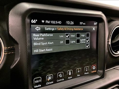 Used 2023 Jeep Wrangler Unlimited Sahara image 36