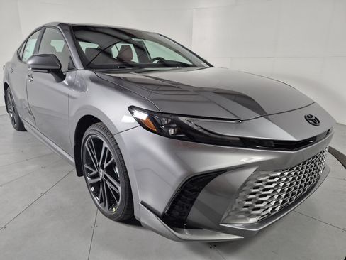 New 2026 Toyota Camry XSE FWD image 6