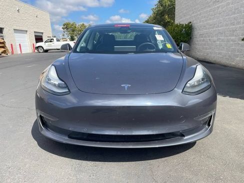 Used 2020 Tesla Model 3 Long Range AWD/4WD image 2