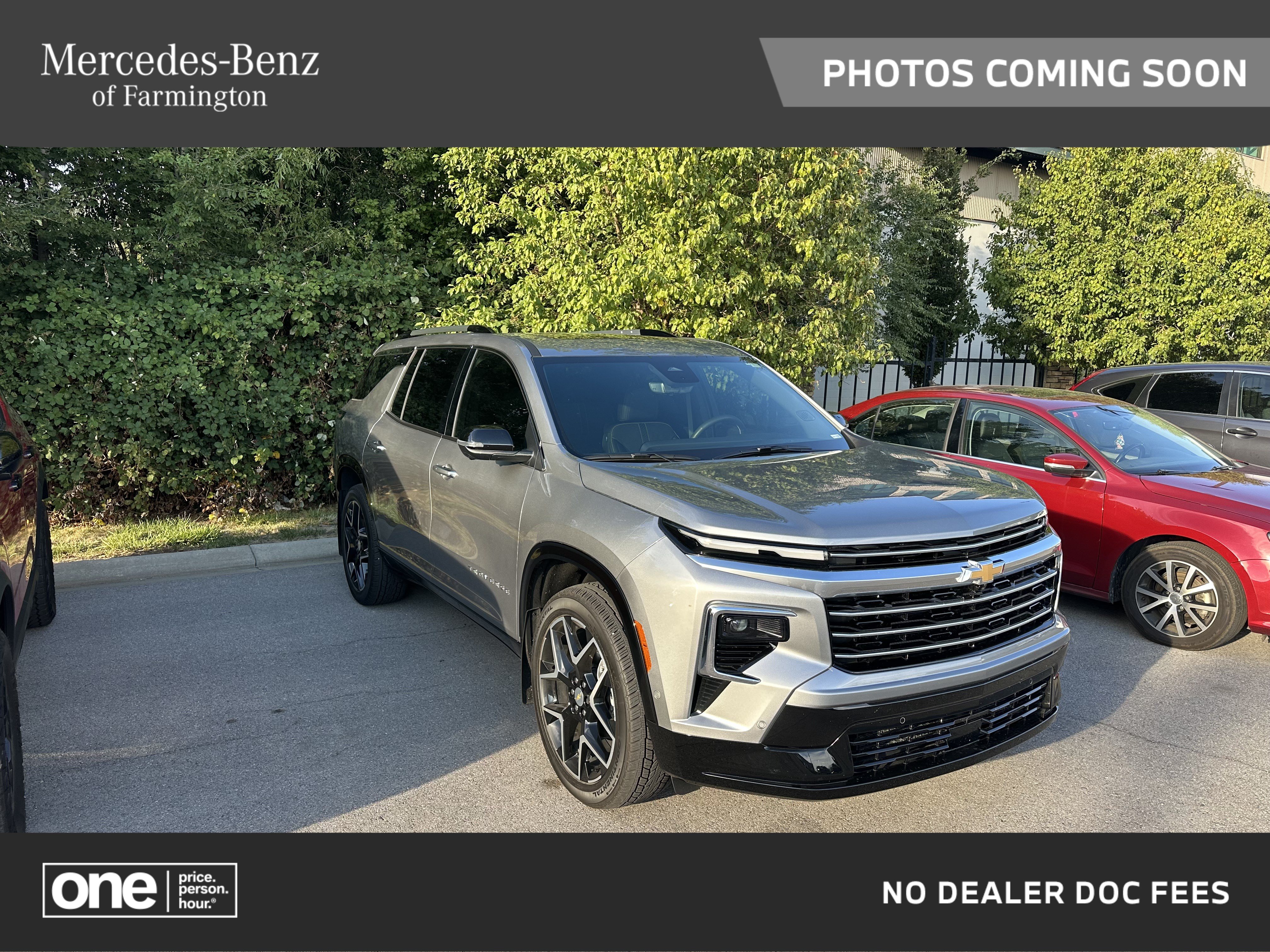 Used 2026 Chevrolet Traverse High Country AWD/4WD image 1