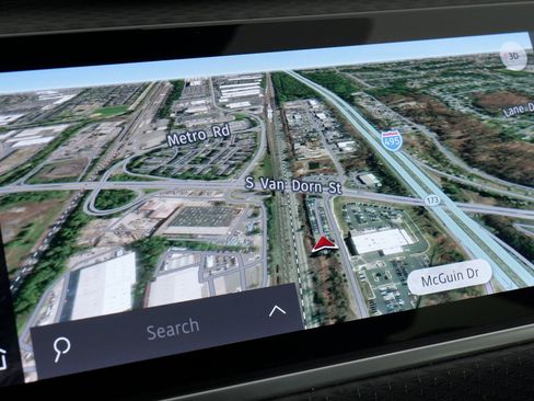 Used 2023 Land Rover Range Rover Velar R-Dynamic S image 45