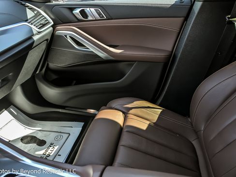 Used 2022 BMW X6 xDrive40i w/ Premium Package image 45