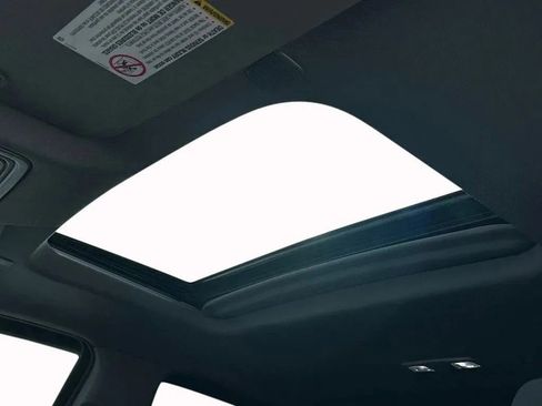 Used 2023 GMC Sierra 2500 Denali w/ Denali Ultimate Package image 16