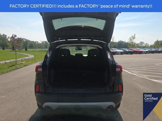 Used 2025 Ford Escape Platinum AWD/4WD image 11