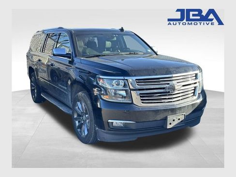 Used 2019 Chevrolet Suburban Premier image 1