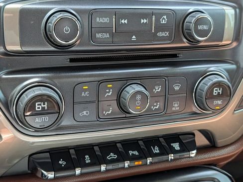 Used 2016 Chevrolet Silverado 3500 High Country w/ Duramax Plus Package AWD/4WD image 44