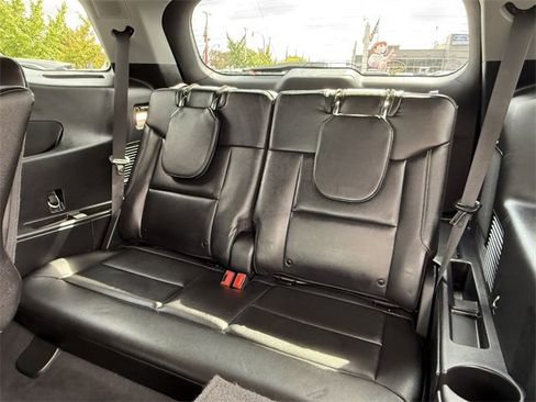 Certified 2022 Ford Explorer Limited w/ Equipment Group 301A image 10