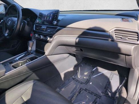 Used 2022 Honda Accord Sport image 22