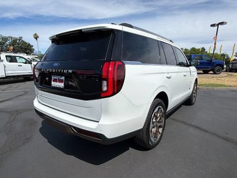 New 2026 Ford Expedition King Ranch AWD/4WD image 4