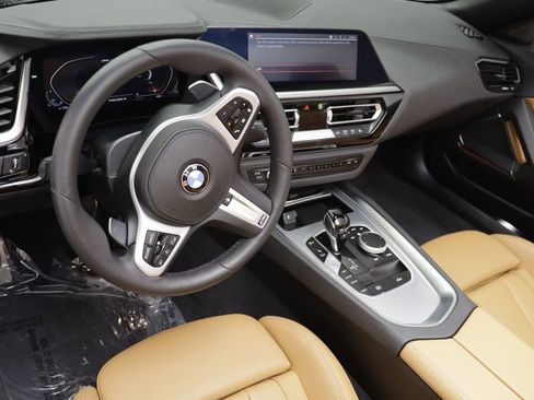 Certified 2025 BMW Z4 M40i w/ Shadowloine Package RWD image 6
