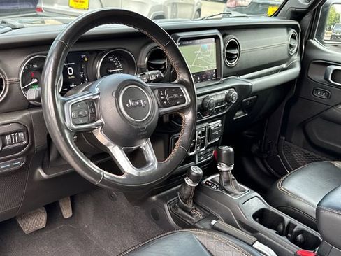 Used 2021 Jeep Wrangler Unlimited Sahara AWD/4WD image 16
