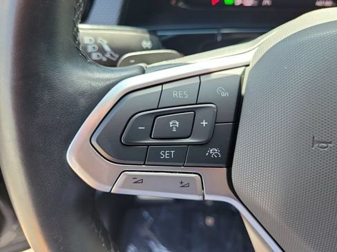 Used 2024 Volkswagen Atlas Cross Sport SEL R-Line AWD/4WD image 22