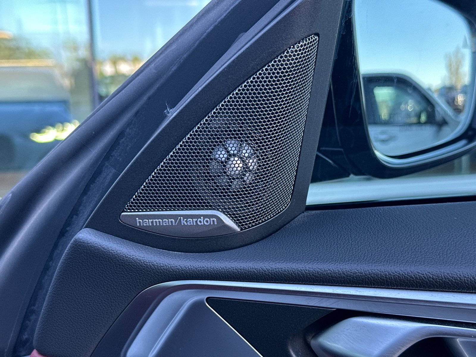 Used 2024 BMW M440i Coupe RWD image 17