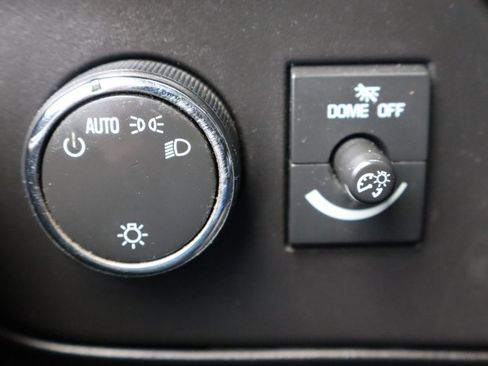 Used 2017 Chevrolet Express 2500 image 28