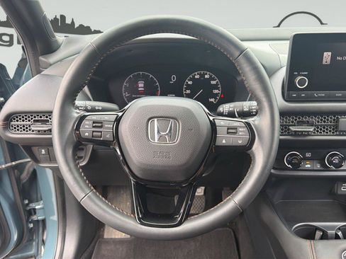 Used 2023 Honda HR-V Sport image 16