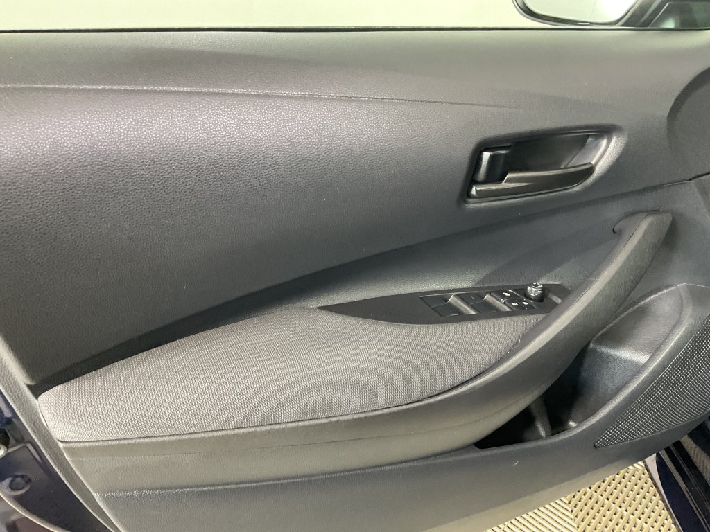 Used 2026 Toyota Corolla LE w/ LE Premium Package FWD image 16