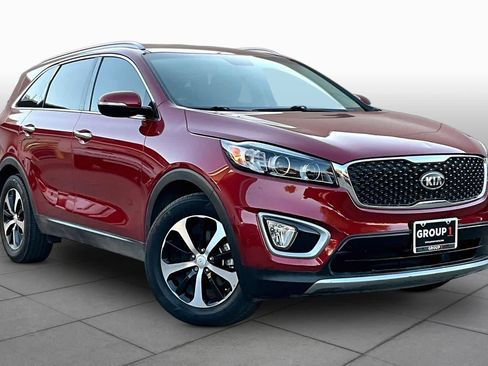 Used 2017 Kia Sorento EX FWD image 3