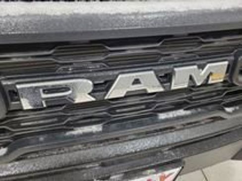 Used 2024 RAM ProMaster 2500 image 38