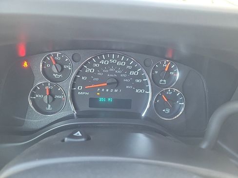 New 2025 GMC Savana 3500 w/ Power Convenience Package image 17