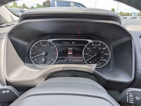 Used 2025 Nissan Rogue SV AWD/4WD image 28