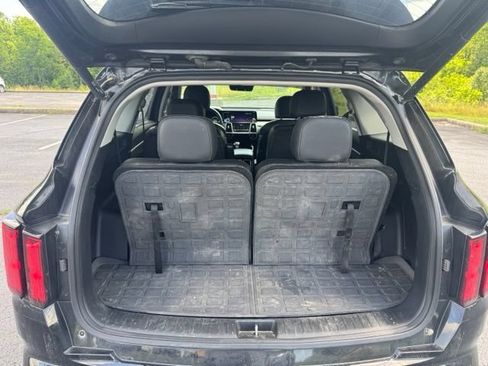 Used 2023 Kia Sorento SX FWD image 13