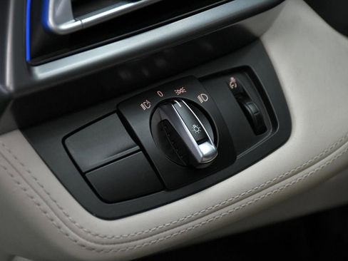 Used 2016 BMW i8 image 25