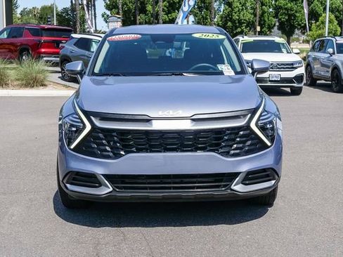 Certified 2025 Kia Sportage LX FWD image 3