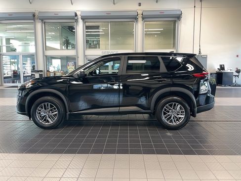 Used 2026 Nissan Rogue S AWD/4WD image 5