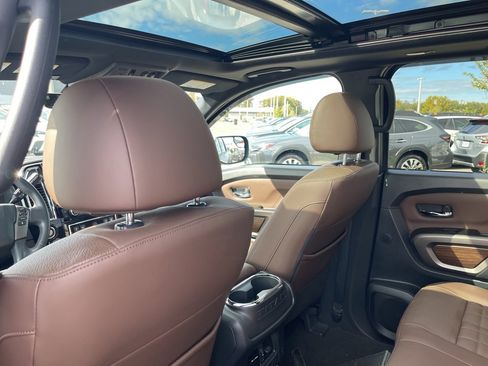 Used 2023 Nissan Titan Platinum Reserve w/ Moonroof Package image 26