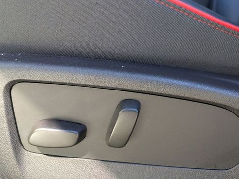 Used 2023 Buick Envision Essence w/ Sport Touring Package image 14