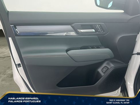 New 2026 GMC Terrain AT4 w/ Convenience Package III AWD/4WD image 12