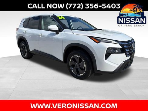 Certified 2024 Nissan Rogue SV AWD/4WD image 1